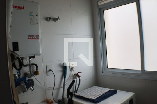 Área de Serviço de apartamento à venda com 2 quartos, 78m² em Empresarial 18 do Forte, Barueri