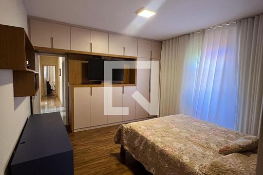 Quarto 1 de casa à venda com 3 quartos, 450m² em Novo Progresso, Contagem