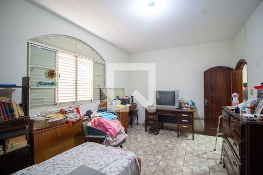 Quarto 2 de casa para alugar com 4 quartos, 330m² em Jardim Emilia, Sorocaba