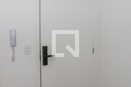 Entrada de kitnet/studio à venda com 1 quarto, 20m² em Água Branca, São Paulo