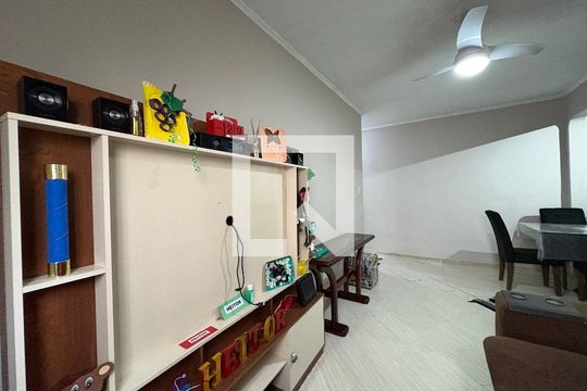 Sala de apartamento à venda com 2 quartos, 60m² em Vila Lutécia, Santo André