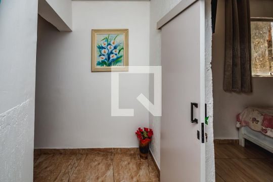 Corredor de casa à venda com 2 quartos, 300m² em Apolonia, Belo Horizonte