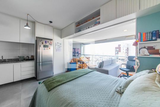 Sala/Quarto de kitnet/studio à venda com 1 quarto, 38m² em Vila Mariana, São Paulo