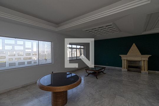 sala_2 de apartamento para alugar com 6 quartos, 600m² em Aclimação, São Paulo