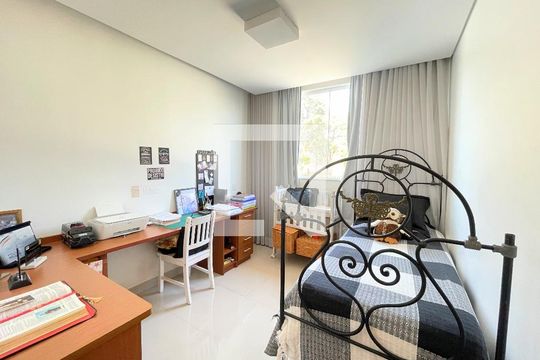Quarto  de casa de condomínio à venda com 3 quartos, 149m² em Garças, Belo Horizonte