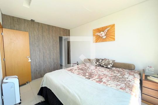 Suíte de casa de condomínio à venda com 3 quartos, 149m² em Garças, Belo Horizonte