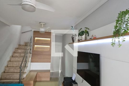 Sala de casa para alugar com 3 quartos, 170m² em Vila Matilde, São Paulo