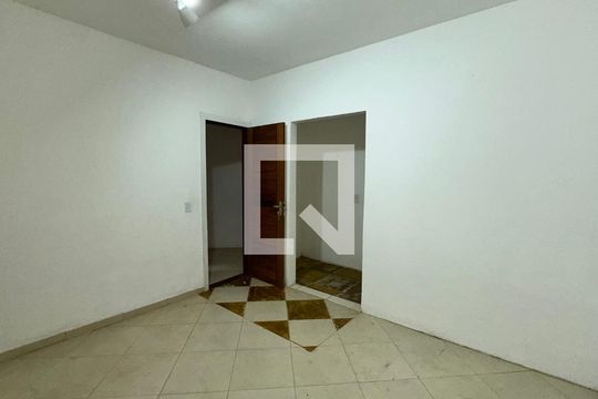 Quarto 2 de casa à venda com 7 quartos, 900m² em Vargem Pequena, Rio de Janeiro