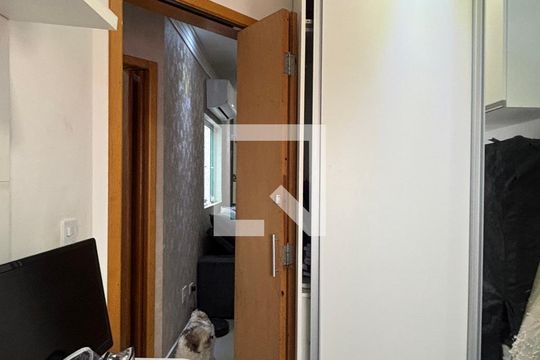 Quarto de apartamento à venda com 2 quartos, 95m² em Vila Alpina, Santo André