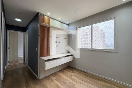 Sala de apartamento à venda com 2 quartos, 44m² em Parque Sao Vicente, Santo André