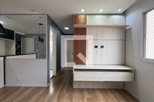 Sala de apartamento à venda com 2 quartos, 44m² em Parque Sao Vicente, Santo André