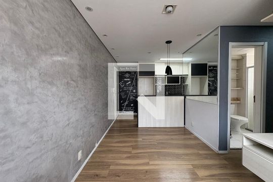 Sala de apartamento à venda com 2 quartos, 44m² em Parque Sao Vicente, Santo André