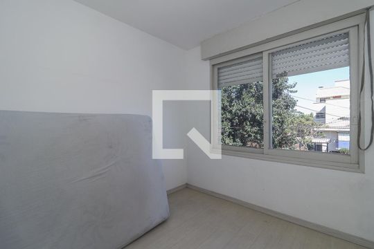 Quarto 2 de apartamento à venda com 3 quartos, 76m² em Vila Ipiranga, Porto Alegre