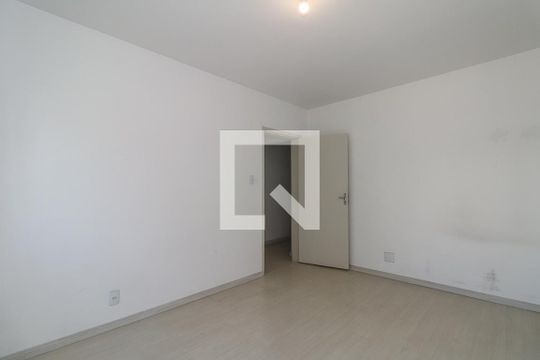 Quarto 1 de apartamento à venda com 3 quartos, 76m² em Vila Ipiranga, Porto Alegre