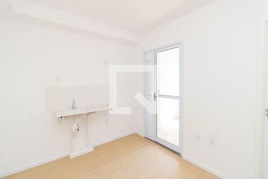 Sala/Cozinha de apartamento à venda com 2 quartos, 32m² em Casa Verde Alta, São Paulo