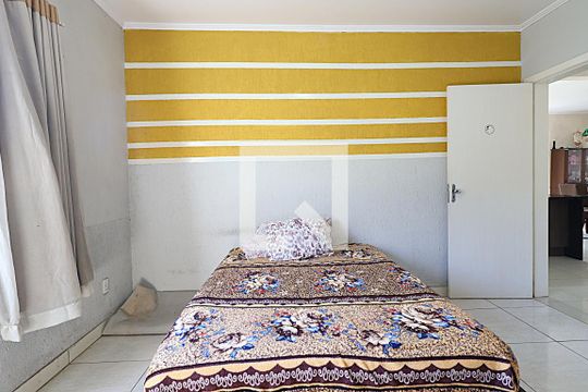 Suíte 1 de casa para alugar com 4 quartos, 200m² em Centro, Viamão