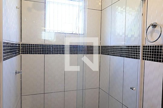 Banheiro da Suíte 1 de casa para alugar com 4 quartos, 200m² em Centro, Viamão