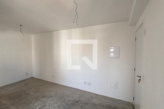 Sala de apartamento à venda com 2 quartos, 57m² em Jardim Bela Vista, Santo André