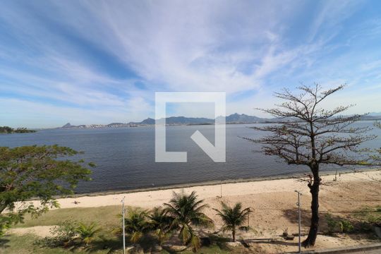 Varanda de apartamento para alugar com 4 quartos, 350m² em Jardim Guanabara, Rio de Janeiro
