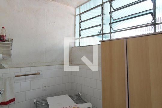 Casa para alugar com 1 quarto, 360m² em Sinimbu, Belo Horizonte