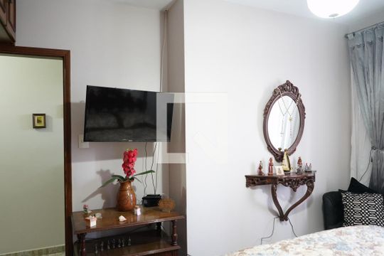 Quarto 2 de casa à venda com 3 quartos, 125m² em Água Rasa, São Paulo