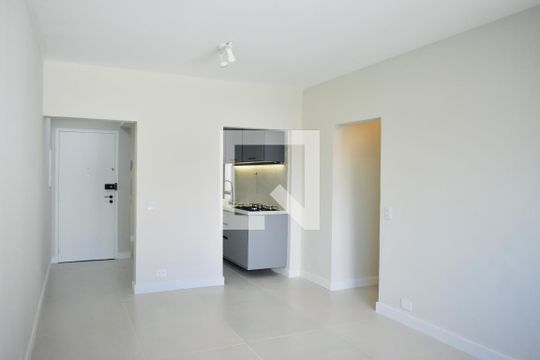 Sala de apartamento à venda com 2 quartos, 78m² em Vila Clementino, São Paulo