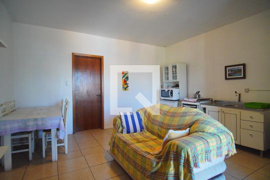 Sala/Cozinha de apartamento para alugar com 1 quarto, 60m² em Scharlau, São Leopoldo