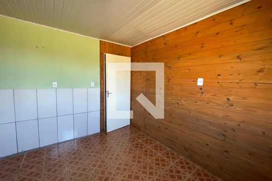 Quarto 2 de casa para alugar com 1 quarto, 80m² em Feitoria, São Leopoldo