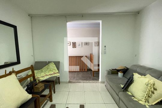 Sala de casa para alugar com 2 quartos, 200m² em Jardim Celeste, São Paulo