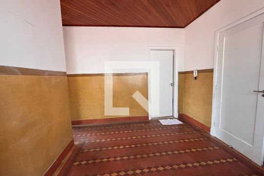 Quarto 1 de casa para alugar com 2 quartos, 200m² em Sumaré, São Paulo