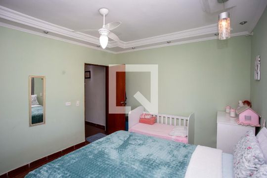 Quarto 1- Casa 1 de casa à venda com 4 quartos, 230m² em Casa Grande, Diadema