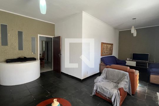 Sala 2 de casa à venda com 6 quartos, 245m² em Chácara da Barra, Campinas