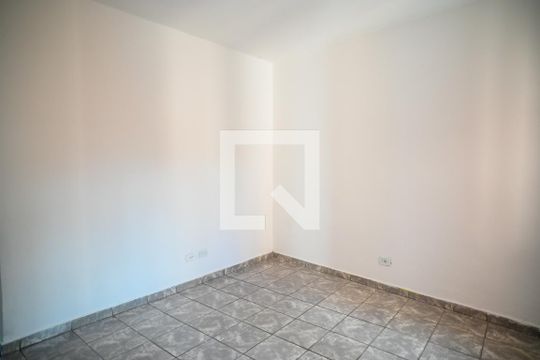 Sala de casa para alugar com 2 quartos, 75m² em Jardim Climax, São Paulo