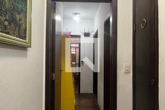 Corredor de casa para alugar com 4 quartos, 200m² em Jardim Flamboyant, Campinas