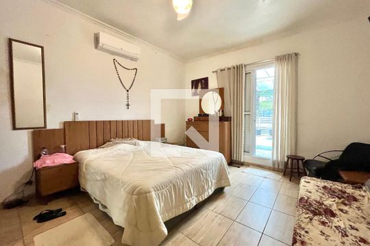 Quarto 1 de casa à venda com 4 quartos, 200m² em Planalto Paulista, São Paulo