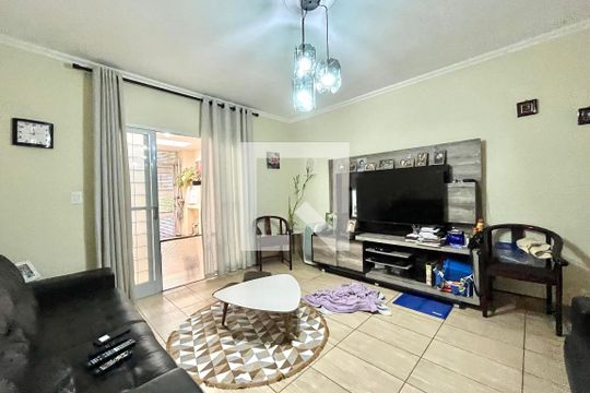Sala de casa à venda com 4 quartos, 200m² em Planalto Paulista, São Paulo