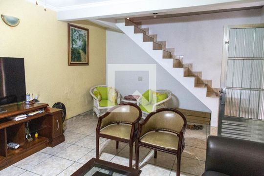 Sala de casa à venda com 3 quartos, 240m² em Vila Galvão, Guarulhos
