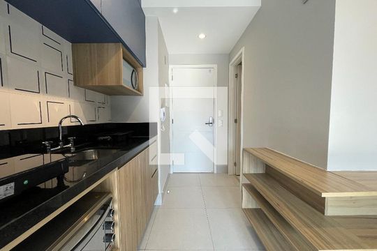 Studio de kitnet/studio para alugar com 1 quarto, 30m² em Butantã, São Paulo
