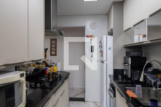 Cozinha de apartamento à venda com 3 quartos, 140m² em Vila Silveira, Guarulhos