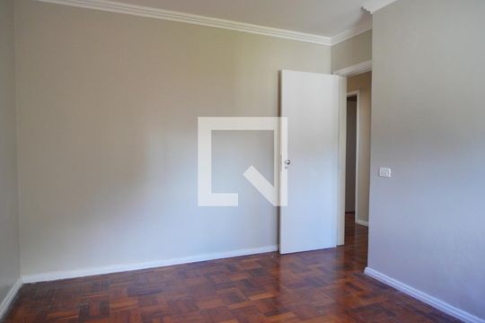 Quarto  de apartamento à venda com 4 quartos, 105m² em Santana, Porto Alegre