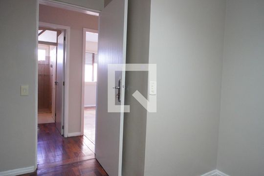 Quarto 2 de apartamento à venda com 4 quartos, 105m² em Santana, Porto Alegre
