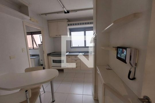 Apartamento à venda com 3 quartos, 121m² em Brooklin Novo, São Paulo