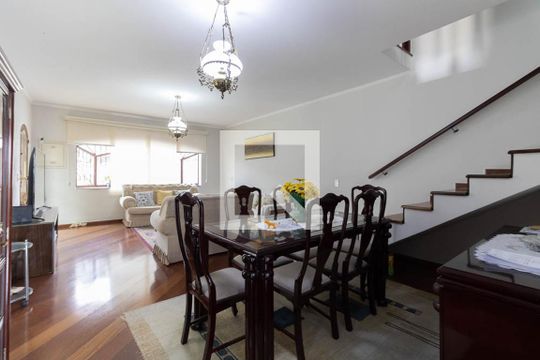 Sala de casa à venda com 3 quartos, 309m² em Jardim Maria Estela, São Paulo