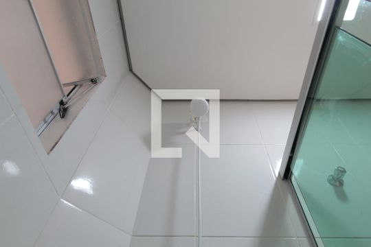 Banheiro de apartamento à venda com 2 quartos, 40m² em Jaqueline, Belo Horizonte