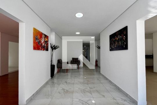 Hall de entrada de apartamento à venda com 3 quartos, 76m² em Mansões Santo Antônio, Campinas