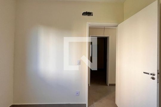 Quarto 2 de apartamento à venda com 3 quartos, 76m² em Mansões Santo Antônio, Campinas