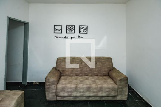 Sala de casa à venda com 2 quartos, 440m² em Vila Cloris, Belo Horizonte