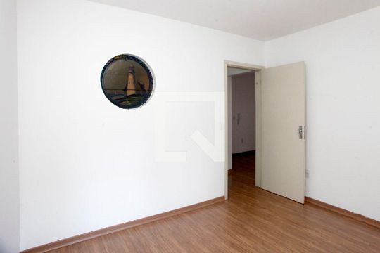 Quarto de apartamento à venda com 1 quarto, 48m² em Petrópolis, Porto Alegre