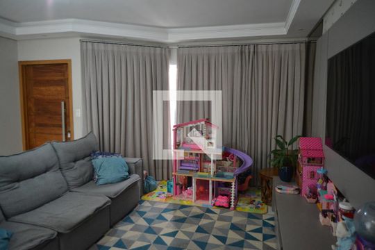 Sala de casa à venda com 3 quartos, 240m² em Parque das Nações, Santo André