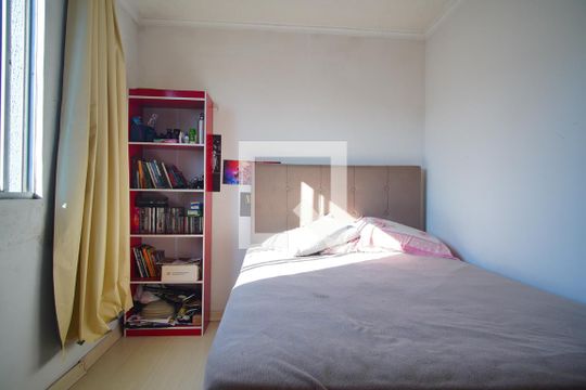 Quarto 1 de apartamento à venda com 2 quartos, 43m² em Rubem Berta, Porto Alegre